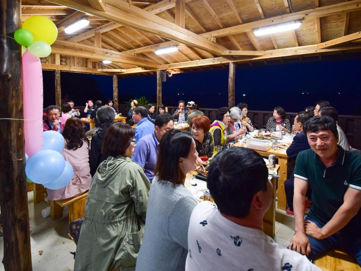 Tonosaki Bungalow & Bbq Tsushima  Exteriör bild