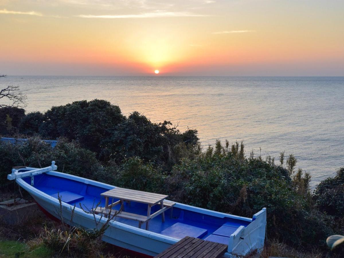 Tonosaki Bungalow & Bbq Tsushima  Exteriör bild